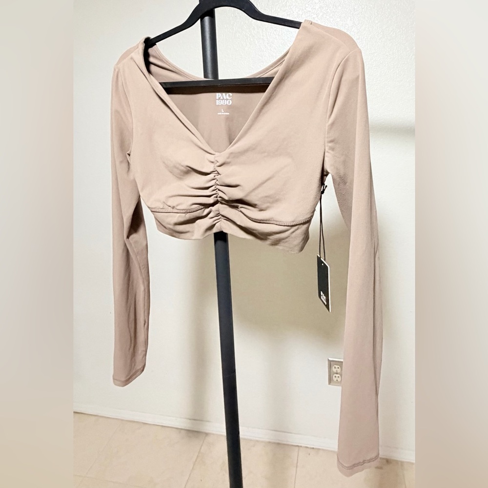 PacSun Women's Tan Ruched Long Sleeve Crop Top
